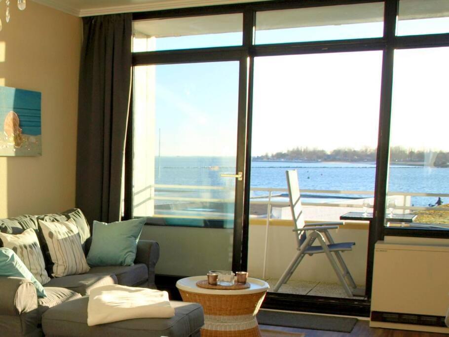 Meerblick-Apartment Meerzeit Südstrand 34m² 2 Pers. 1.OG BK MB WLAN Fehmarn Buitenkant foto
